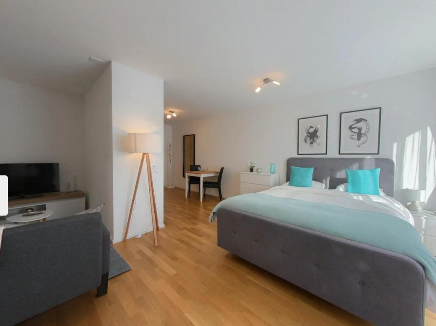 Apartment Center Apartments, Minutes Away From The Lake! Am53 *