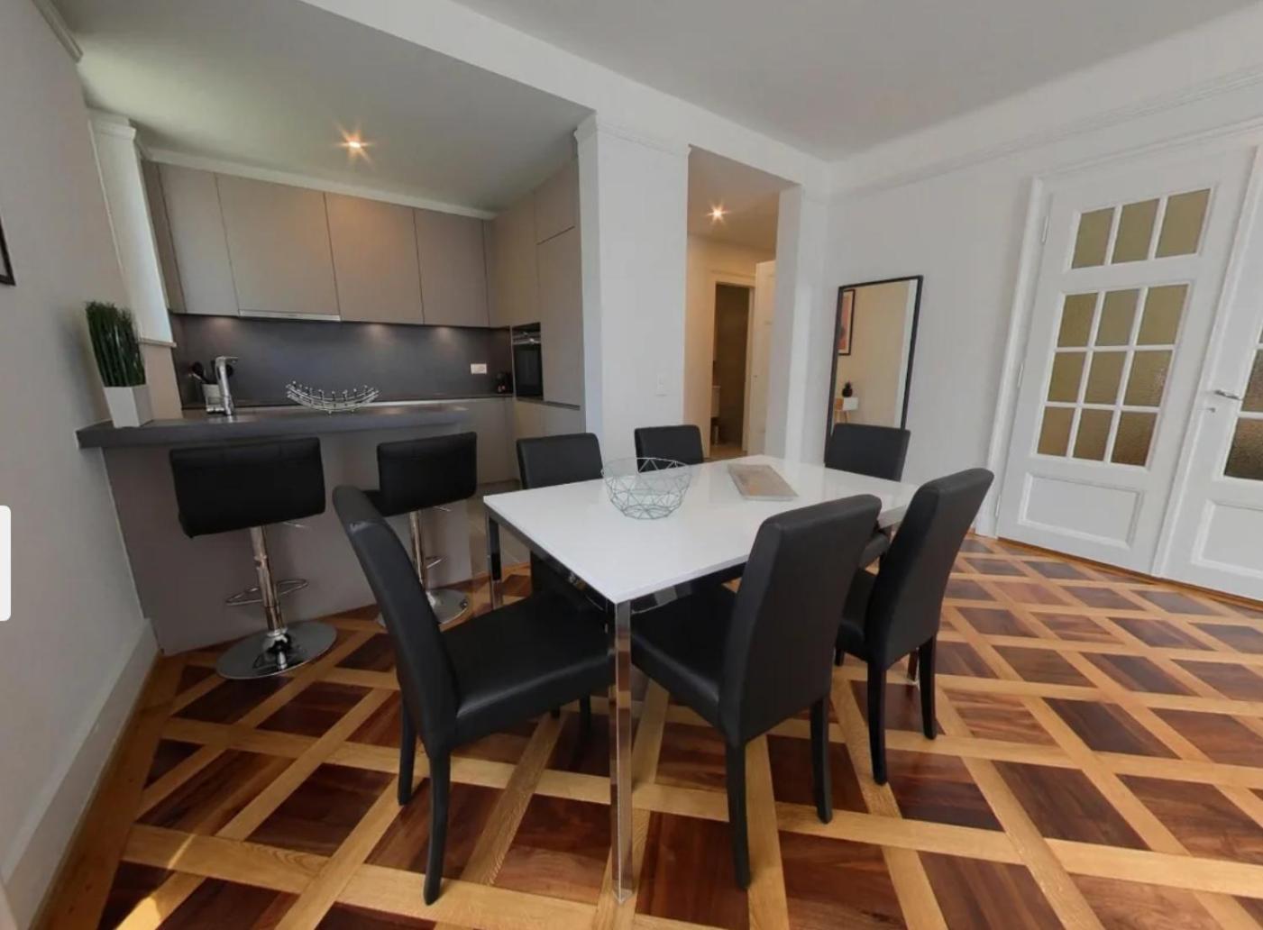 Apartment Center Apartments, Minutes Away From The Lake! Am53 *