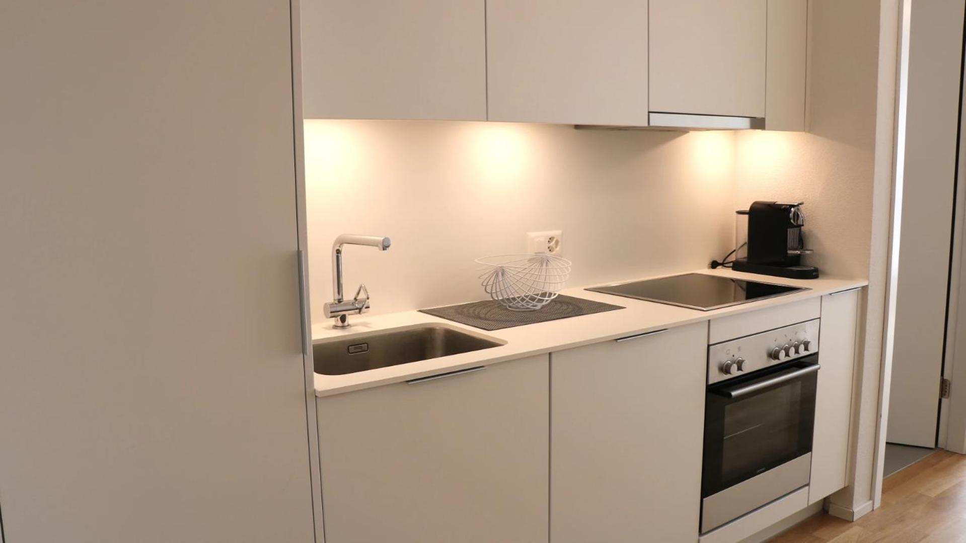 Apartment Center Apartments, Minutes Away From The Lake! Am53 *