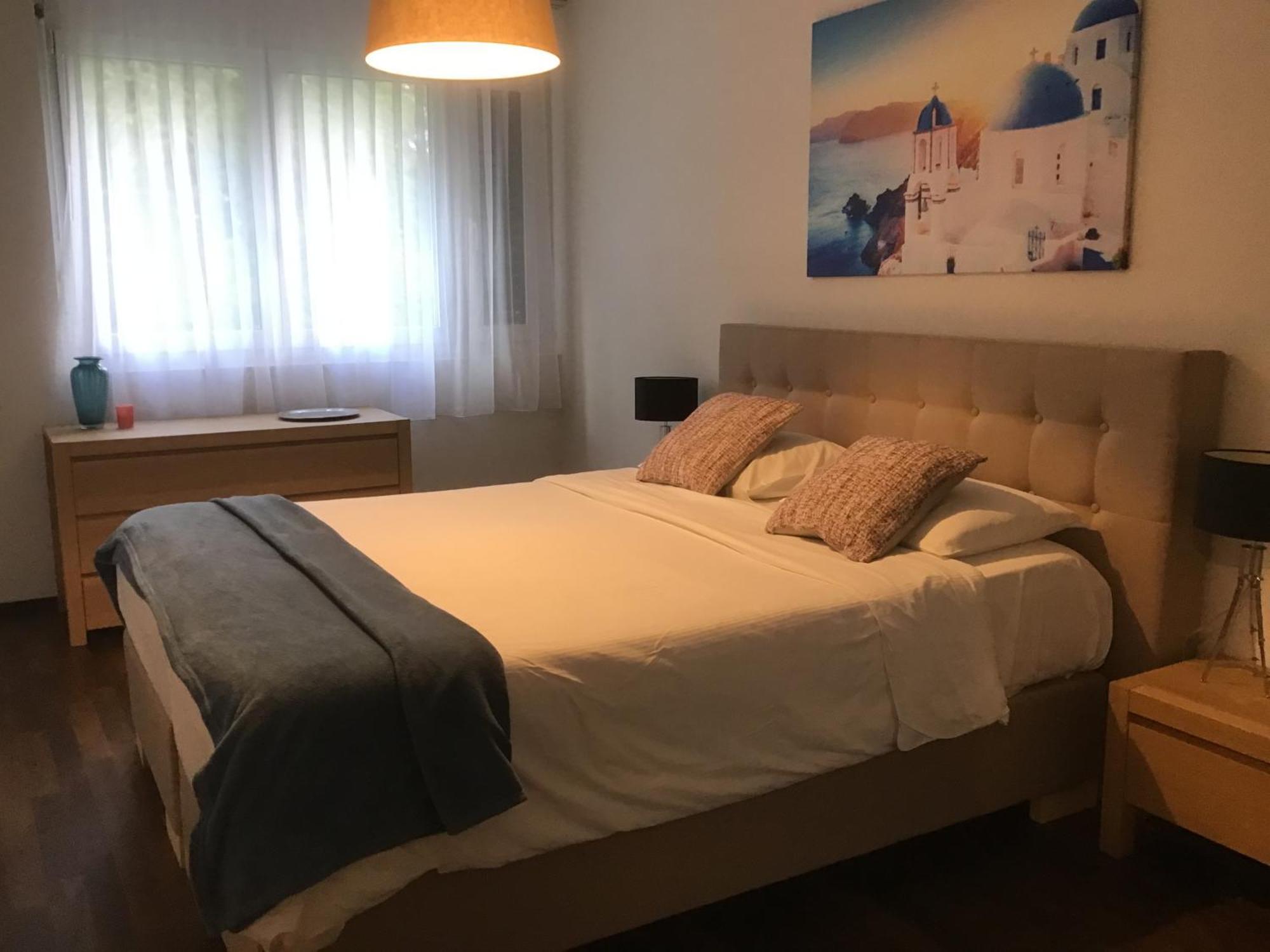 Apartment Center Apartments, Minutes Away From The Lake! Am53 *