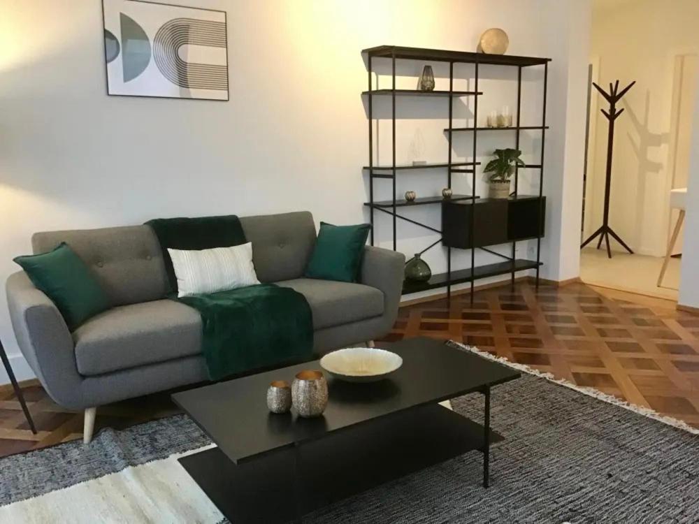 Center Apartments, Minutes Away From The Lake! Am53 *